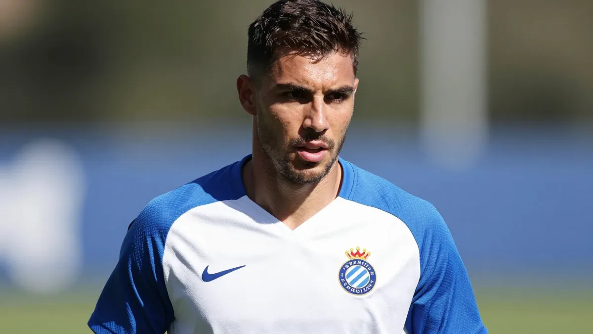 RCD Espanyol lost 2-1 to Real Sociedad in LaLiga's third matchday and completed the signing of full-back Andoni Gorosabel...