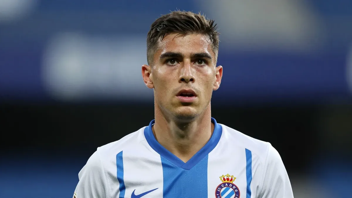 El RCD Espanyol cayó 2-1 ante la Real Sociedad en la tercera jornada de LaLiga y cerró el mercado fichando al lateral...