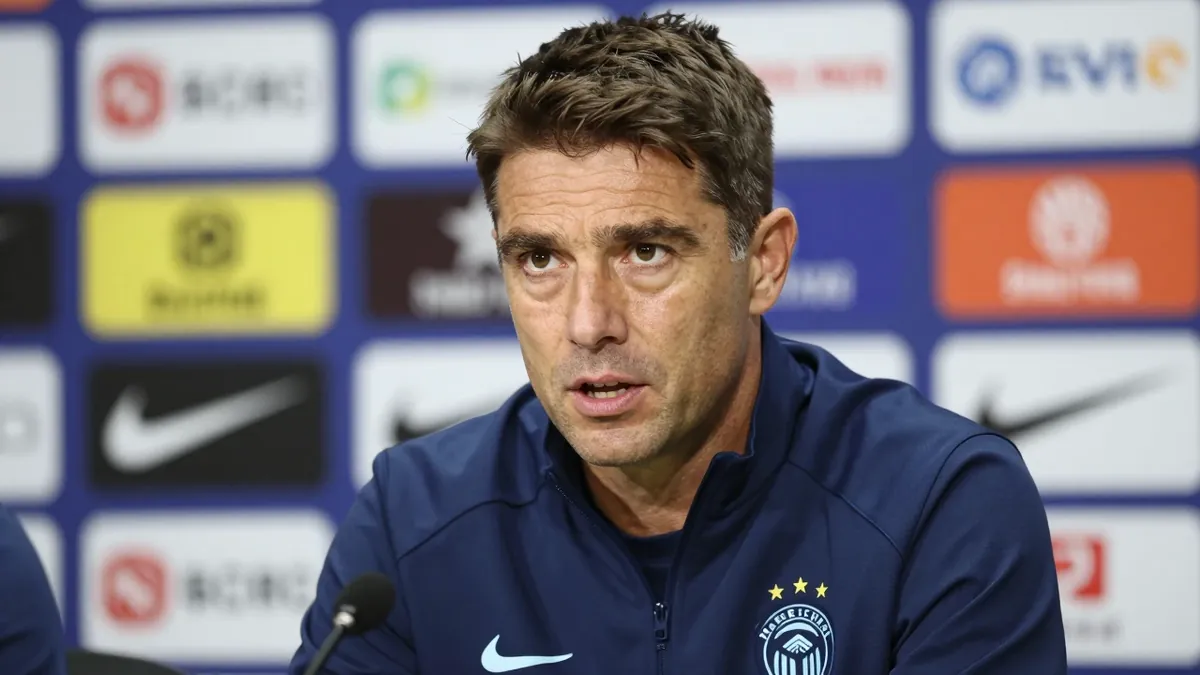 RCD Espanyol coach Manolo González defines fun as winning and jokes about creating a 'Cirque du Soleil' as the team...