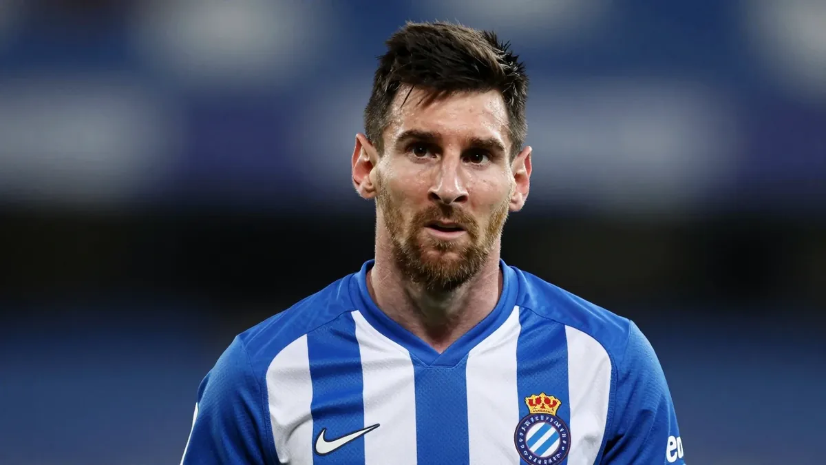 El RCD Espanyol empató con el Sevilla FC en el RCDE Stadium en un partido marcado por la polémica arbitral y la anulación...