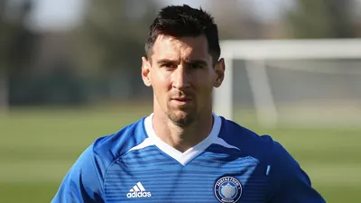 El lateral derecho Andoni Gorosabel ha alcanzado un acuerdo preliminar con el RCD Espanyol, según Marca, pendiente de...