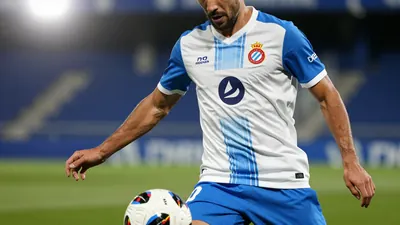 RCD Espanyol has officially signed Slovenian defender Vanja Drkusic on a one-year loan with an option to buy from Zenit St