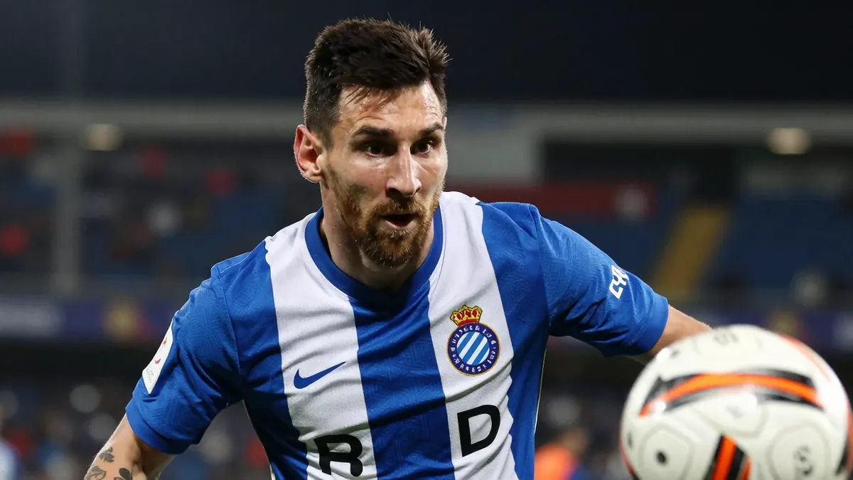 El RCD Espanyol recibió al Real Madrid en el RCD Stadium en febrero de 2025, un partido capturado en una imagen de...