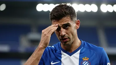 El RCD Espanyol cae en Anoeta ante la Real Sociedad con su segunda derrota consecutiva, un partido marcado por la falta...
